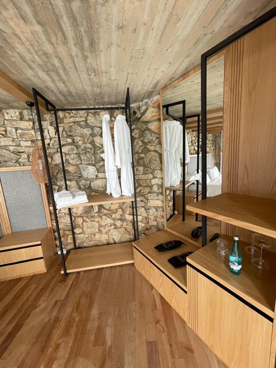 Hotel Buzë Boutique 4*