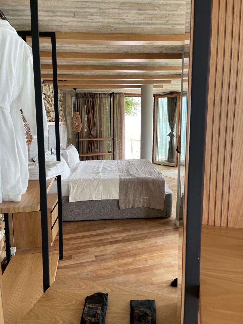 Hotel Buzë Boutique 4*