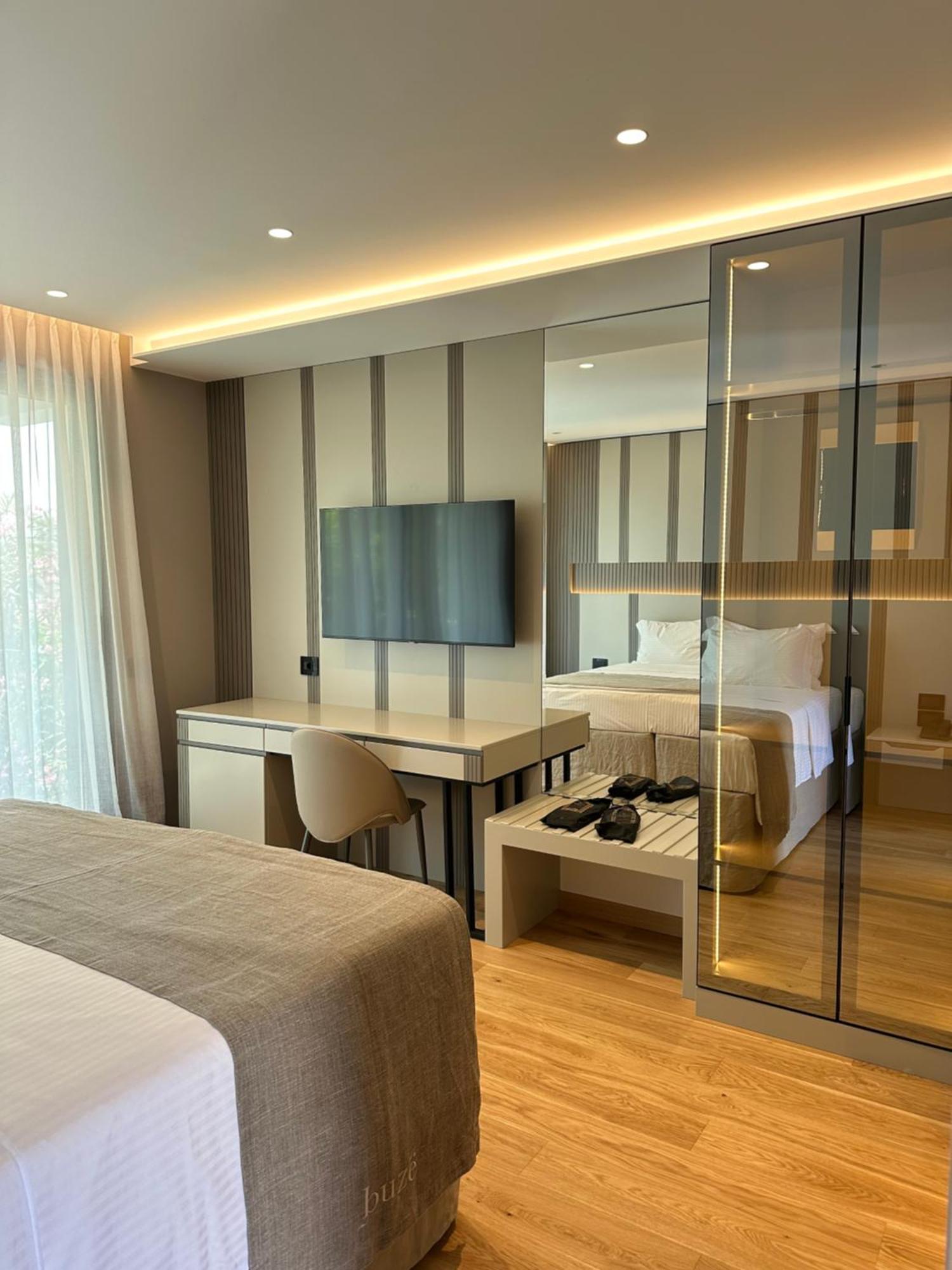 Buzë Boutique 4* Saranda